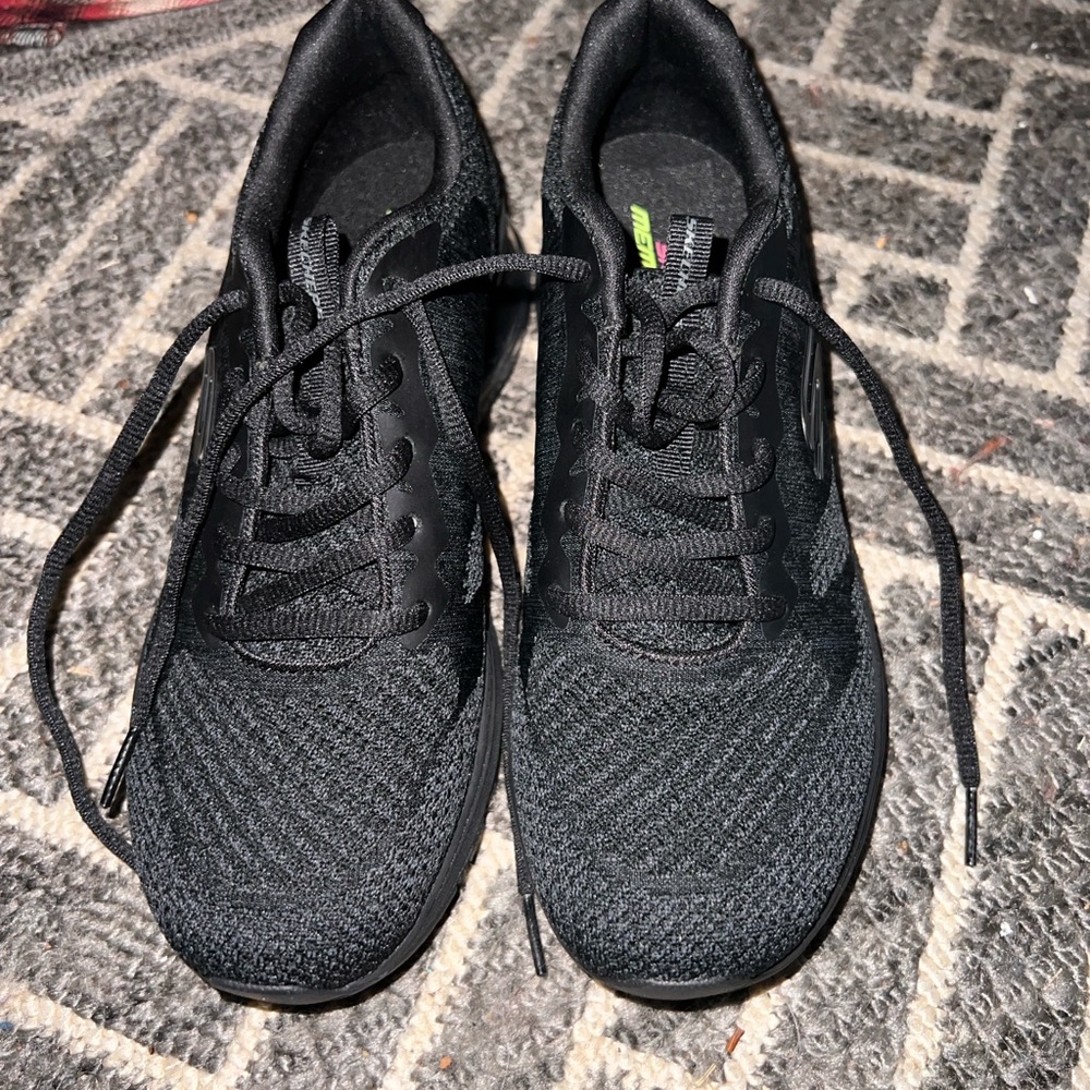 Skechers Womens Size 8 Memory Foam Black Running Shoes Sneakers 179050TX.